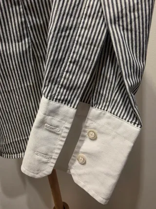 Camicia a righe bianco e nero
