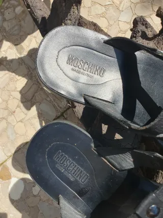 Chanclas Moschino Talla 44