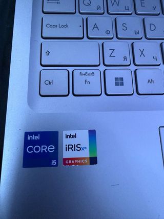 ASUS Vivobook Portátil Gris/Plata