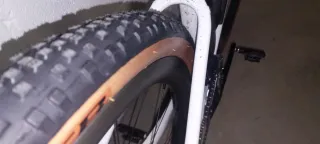 Ruedas carbono gravel 32mm ancho interior 1380g