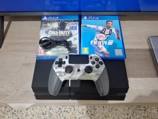 Consola PS4 500GB + 2 Juegos + Mando