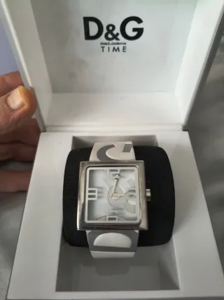 Reloj D&G Mujer Cuadrado Blanco y Plateado