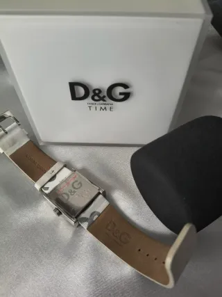 Reloj D&G Mujer Cuadrado Blanco y Plateado