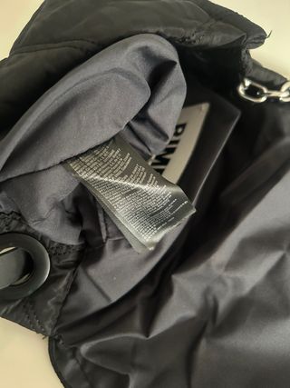 Bolso bandolera negro acolchado