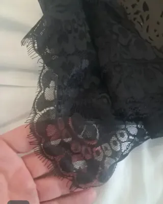 Mantilla madrina, peineta marrón y guantes