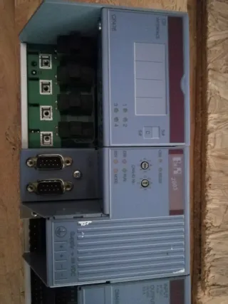 PLC Allen Bradley 2003 con schede I/O