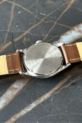 Omega 2450-3 Military Negro Marrón