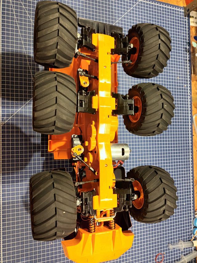 Tamiya 58676 Volvo A60H Hauler 6x6 RC Kit