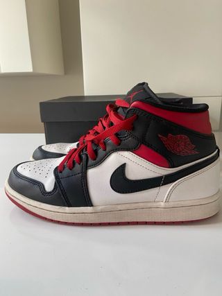 Nike Air Jordan 1 Mid