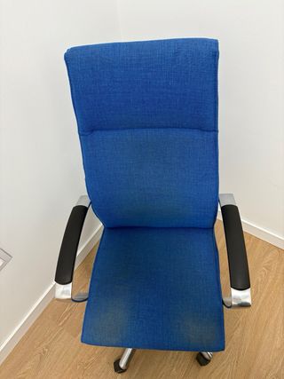 Silla de oficina ergonómica con ruedas – respaldo