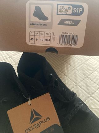 Botas de seguridad Deltaplus negras