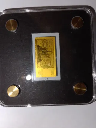 Cornice foglia oro banconota