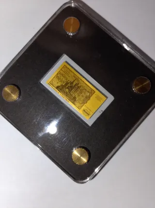 Cornice foglia oro banconota