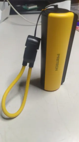 Batería Externa 5000mAh PRITECH con Linterna