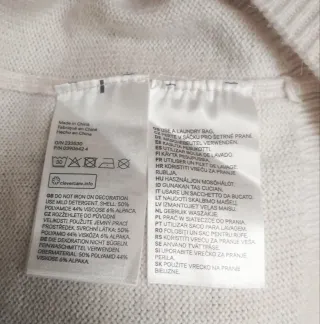 Jersey H&M Pollo Lentejuelas Talla M/L