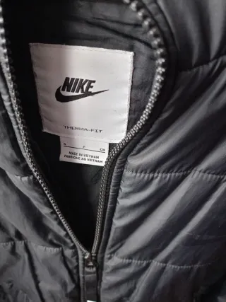 Cazadora Nike Negra Mujer