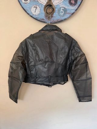 Chaqueta Biker Impermeable Negra Zara Talla XS