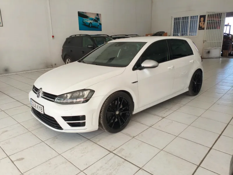 Volkswagen Golf 2014, foto 2