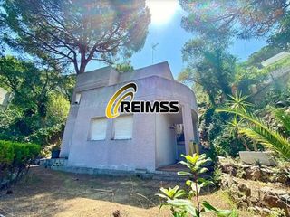 Chalet en venta en Canyelles - Montgoda en Lloret de Mar