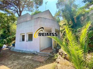 Chalet en venta en Canyelles - Montgoda en Lloret de Mar