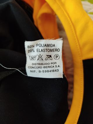 Camiseta Batuka Rosaura Talla S Negra y Amarilla