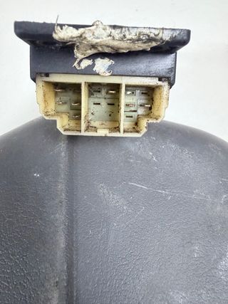 Interruptor motores elevalunas Nissan Patrol RD28