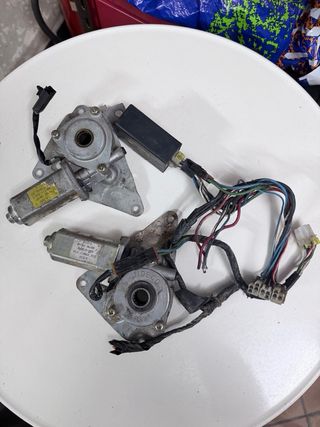 Interruptor motores elevalunas Nissan Patrol RD28