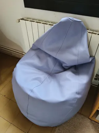 Puf Malva in pelle sintetica del marchio Happers