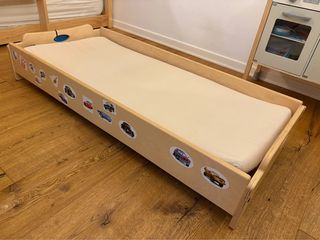 Lettino Montessori in legno