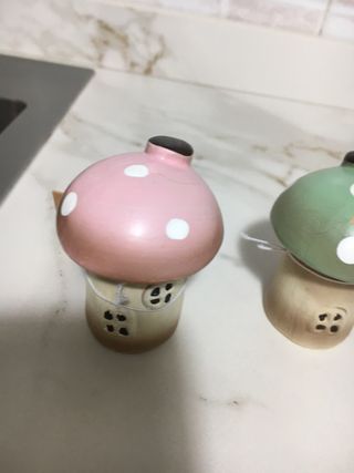 Decorazioni funghi in ceramica