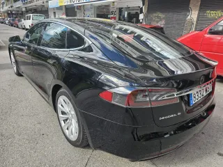 Tesla Model S 2018