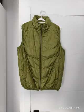 Chaleco verde acolchado
