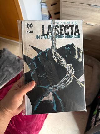 Batman: La secta (Grandes Novelas Gráficas de B...
