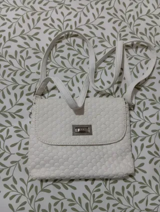 Bolsos pequeños blanco y rosa