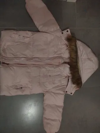 Conjunto de ropa rosa para niña