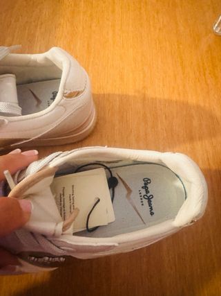 Zapatillas Pepe Jeans Blancas y Doradas