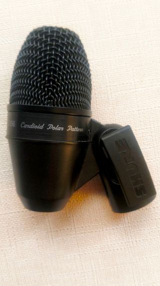 Shure PGA56 Micrófono caja timbales 2 de 2