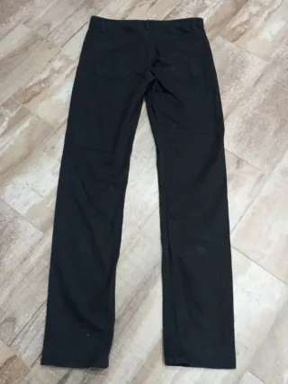 Pantalón H&M Slim Fit Negro