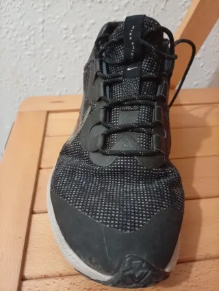 Zapatillas Nike Running Negras y Blancas