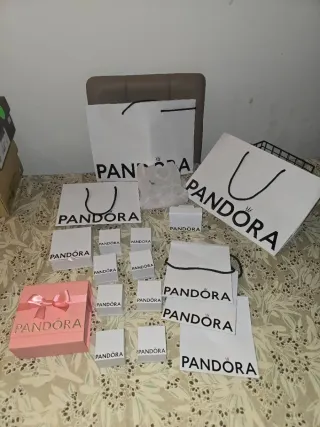 Pandora Bolsas y Cajas de Regalo