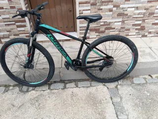 Bicicleta de montaña  de 29 pulgadas  es una MX