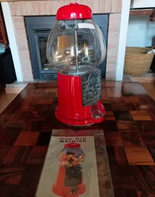 Dispensador de chicles vintage rojo