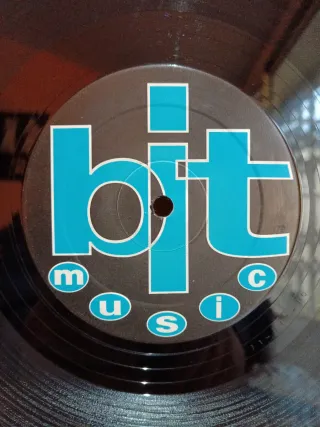 Vinilo makina remember