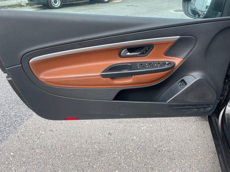 Volkswagen Eos 2.0 TDI Sport BMT 2013, foto 32