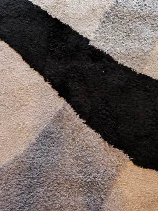 Alfombra grande diseño moderno