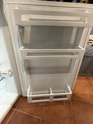 Frigorífico 1 puerta Liebherr 85cm