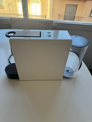 Cafetera Nespresso Mini - Buen Estado