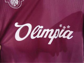 Camiseta Umbro Olimpia Roja
