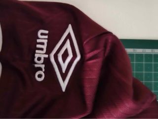 Camiseta Umbro Olimpia Roja