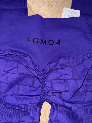 FGM04 Leggings Viola Effetto Coccodrillo